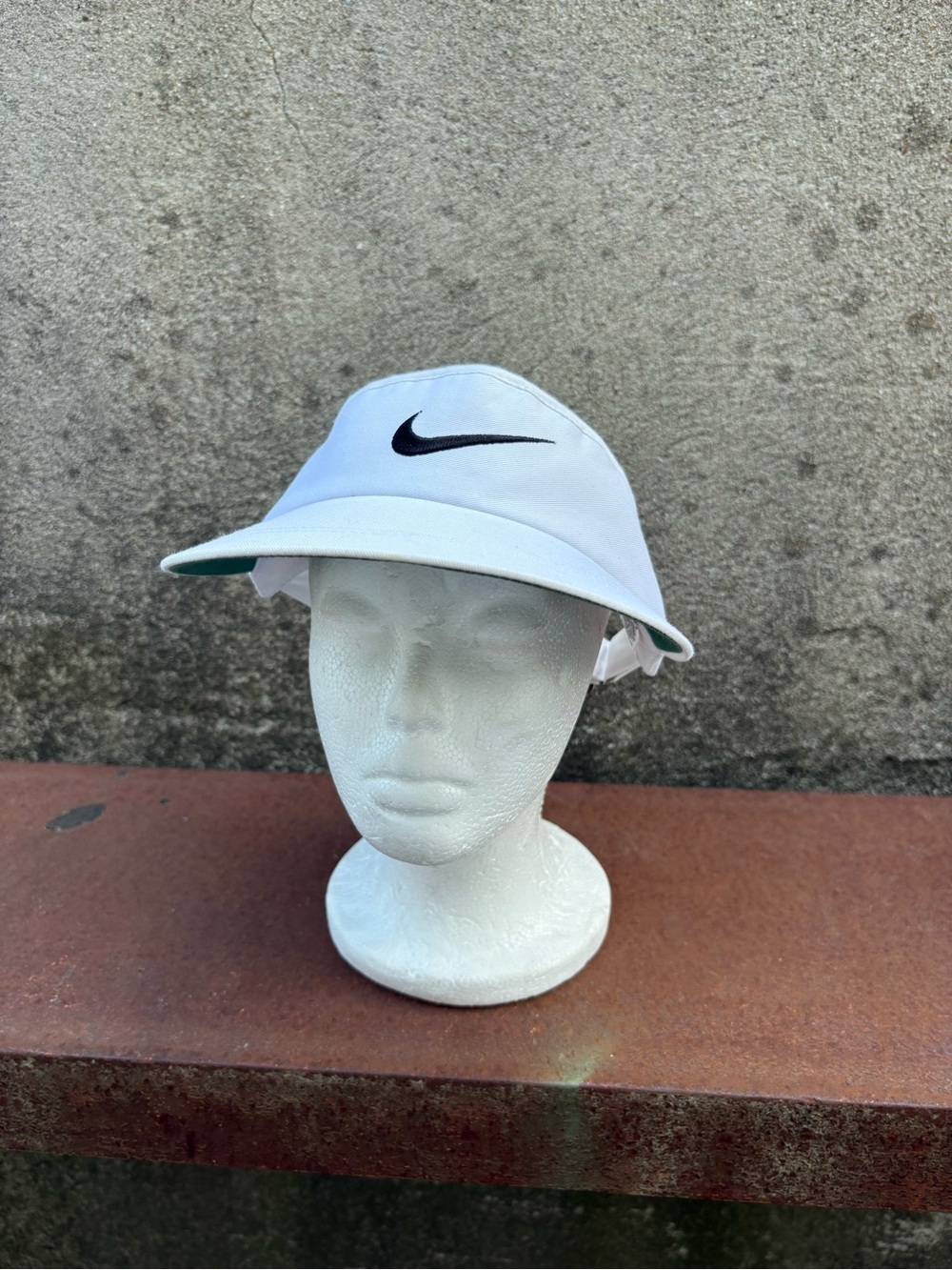 Vintage Nike Visor Hat Cap Unisex Adjustable White Retro Tennis Golf